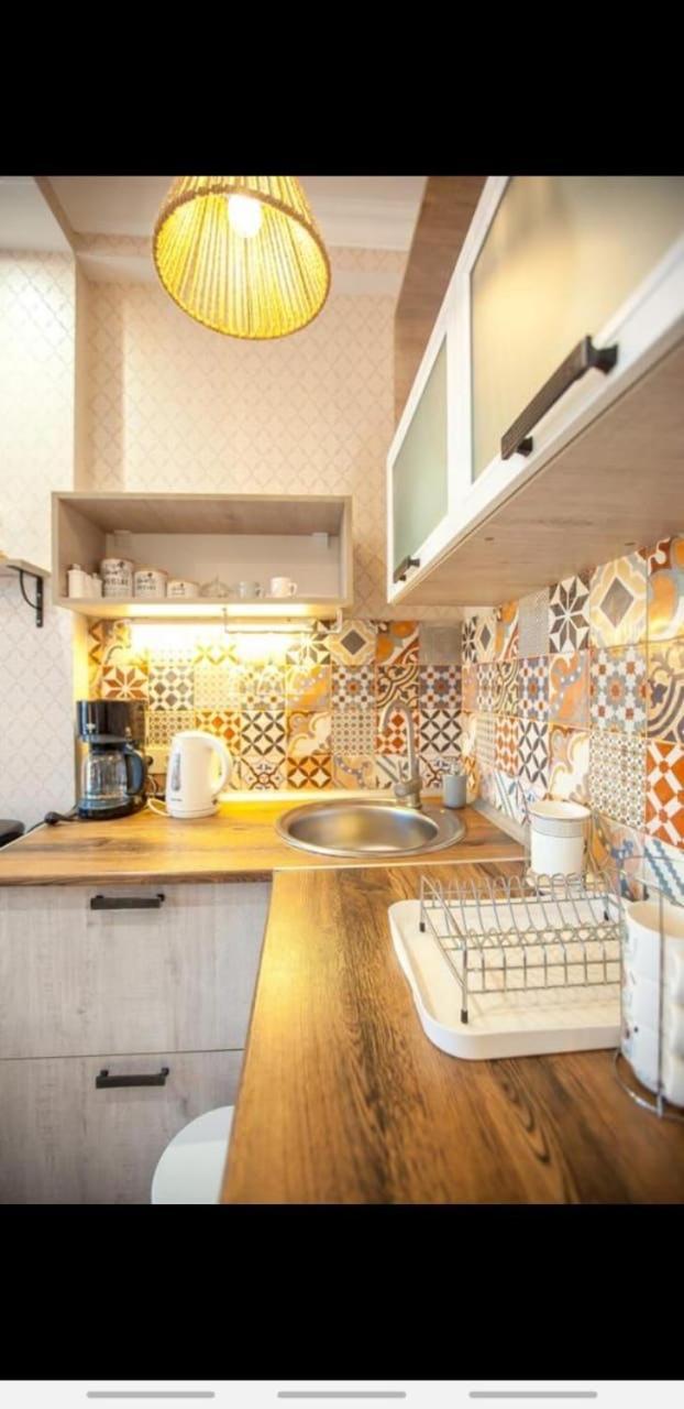Apartment On L.Meskhishvili Turn Tbilisi Bagian luar foto