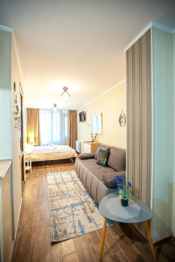Apartment On L.Meskhishvili Turn Tbilisi Bagian luar foto