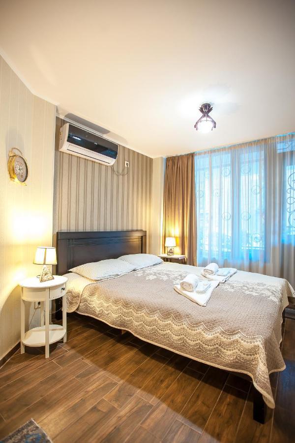 Apartment On L.Meskhishvili Turn Tbilisi Bagian luar foto
