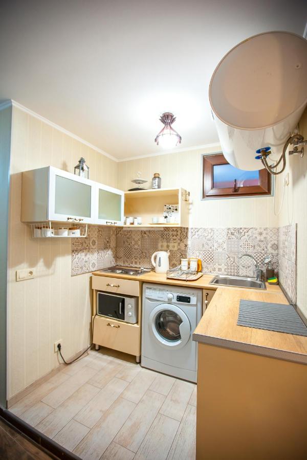 Apartment On L.Meskhishvili Turn Tbilisi Bagian luar foto