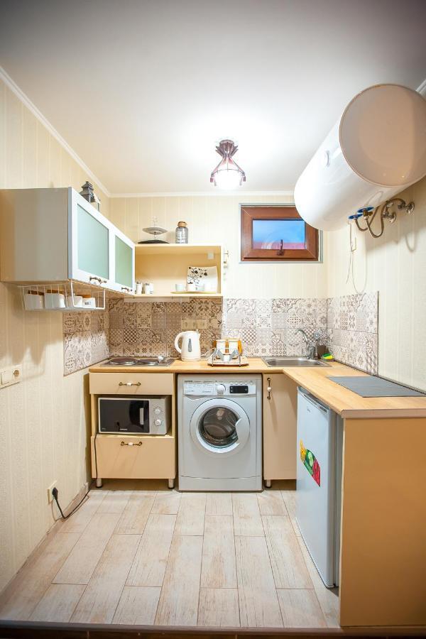 Apartment On L.Meskhishvili Turn Tbilisi Bagian luar foto